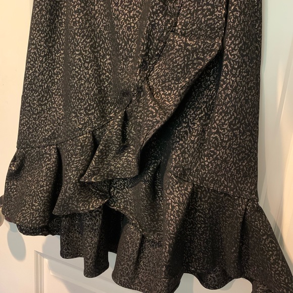 Calvin Klein Womens Metallic Ruffled Cocktail and Party Dress Size 6 - Picture 5 of 8